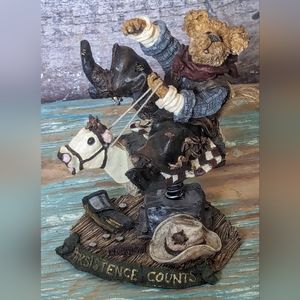 Boyds Bears "Bronson" Hangin Tough The Bearstone Collection Springed Figure